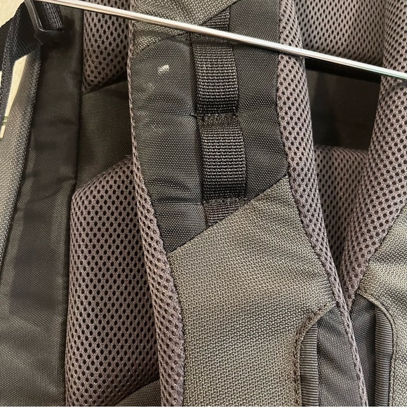 Mindshift Gear Rotation180 camera gear backpack gray/black/green Fanny pack - Picture 7 of 16